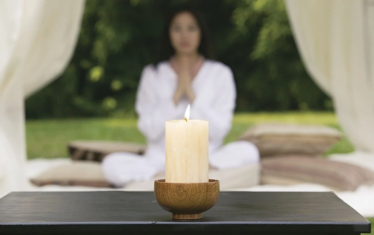 Candle Gazing (Trataka) Meditation: A Guide to Enhancing Focus and Inner Stillness